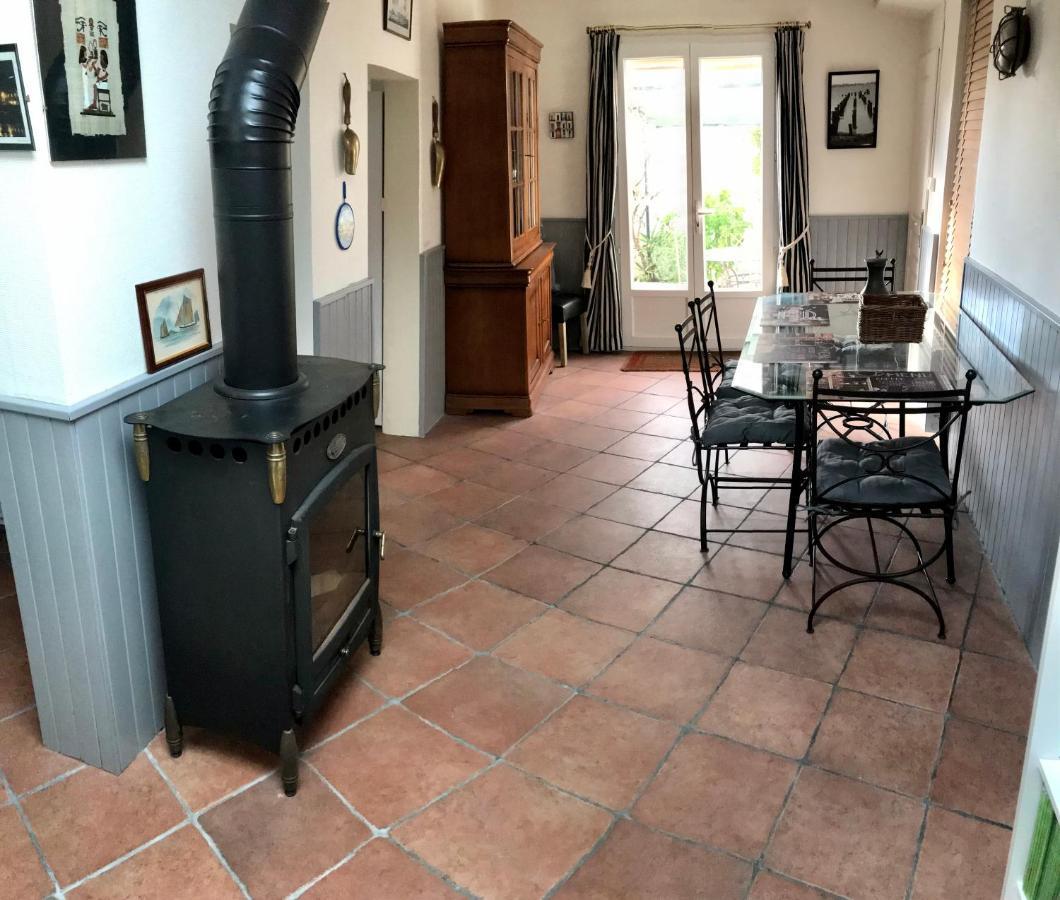 Chez Diego Maison Independante Au Coeur De La Rochelle Villa La Rochelle  Exteriör bild